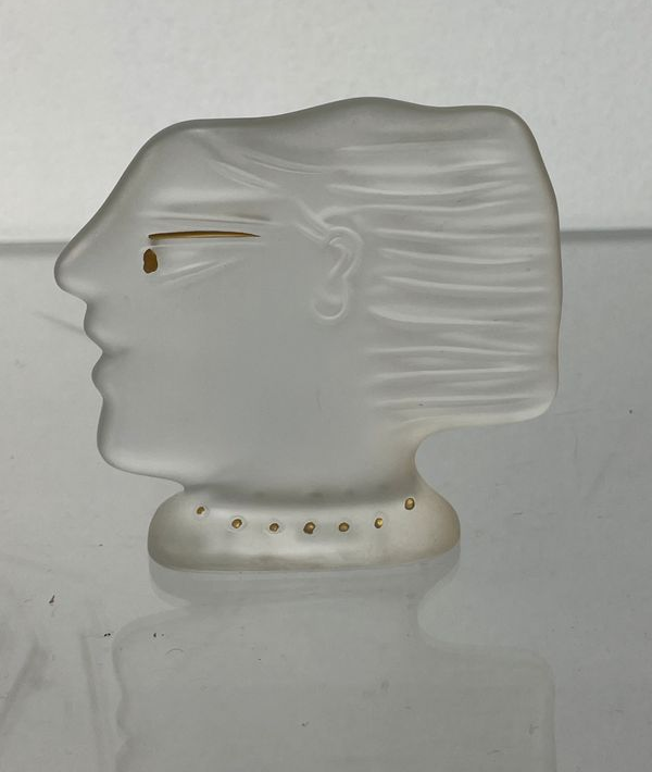 Additional view 2 — White Kallisti