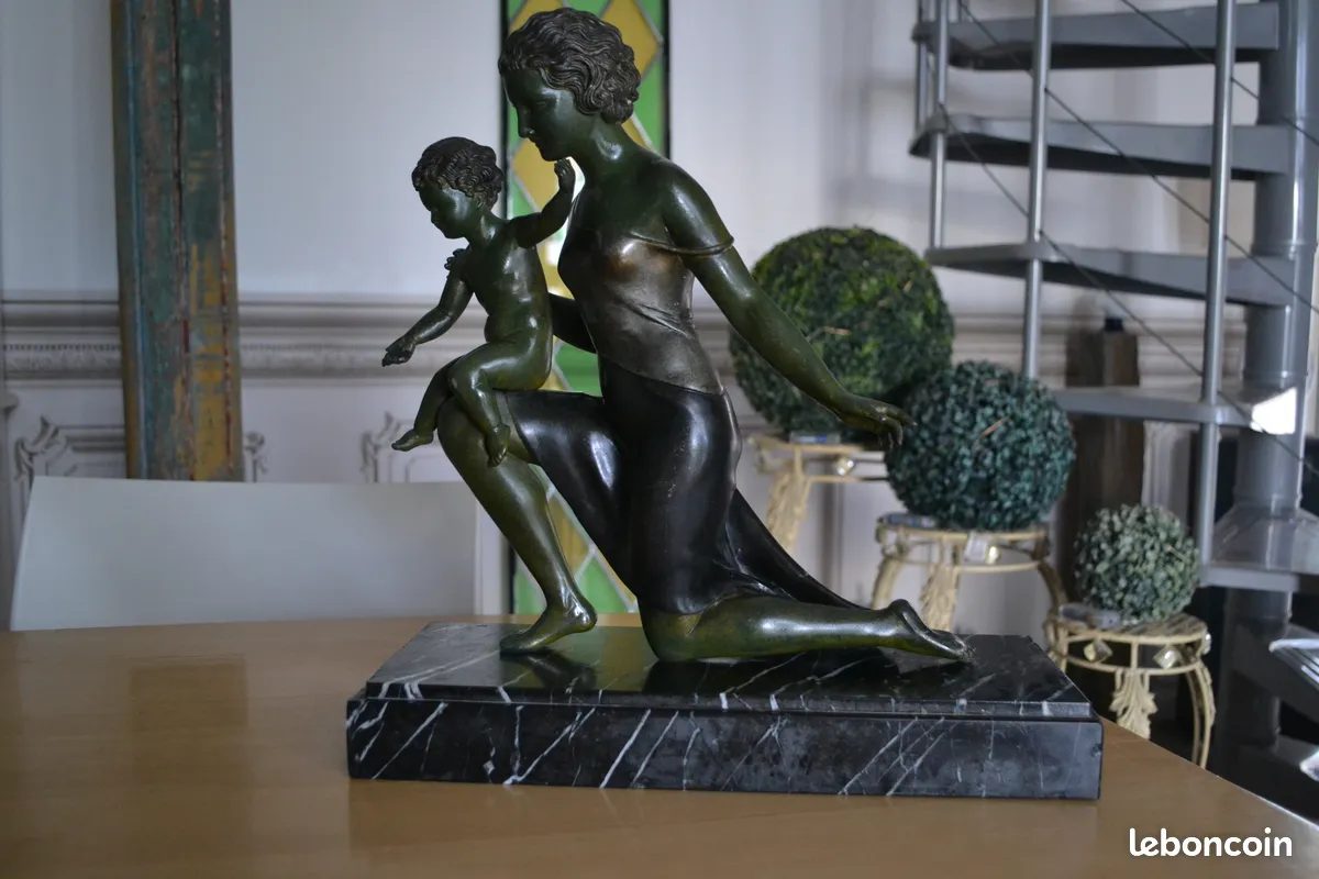 The sculptural group